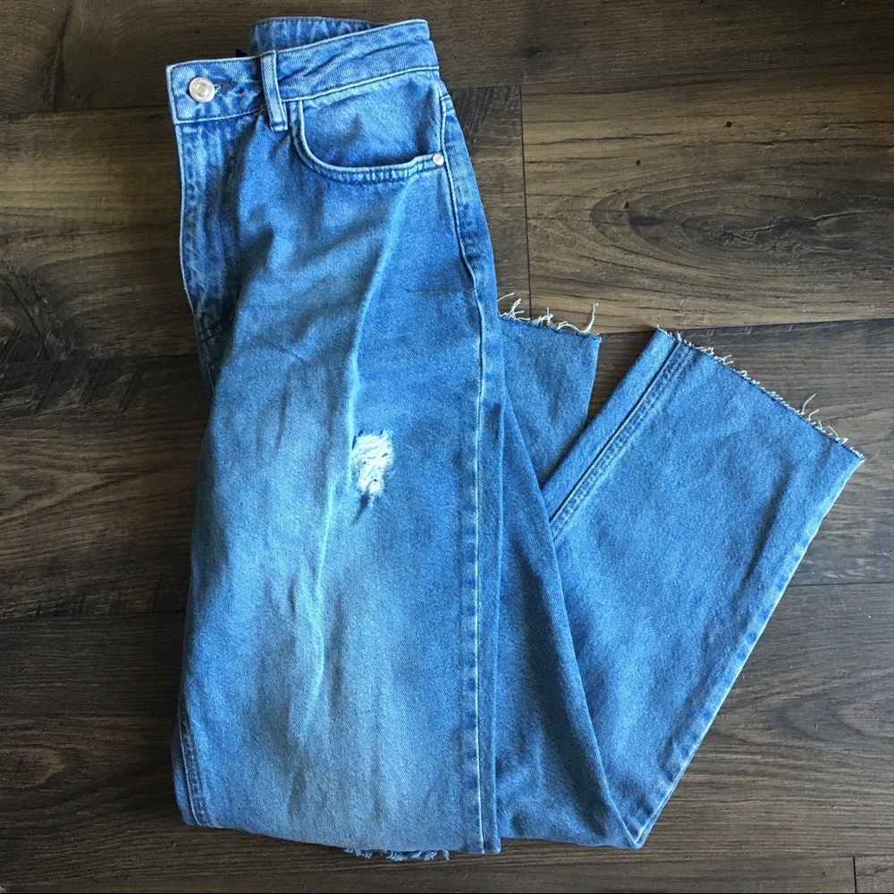 Missguided petite blue slash jeans ๐ - Picture 4 of 5